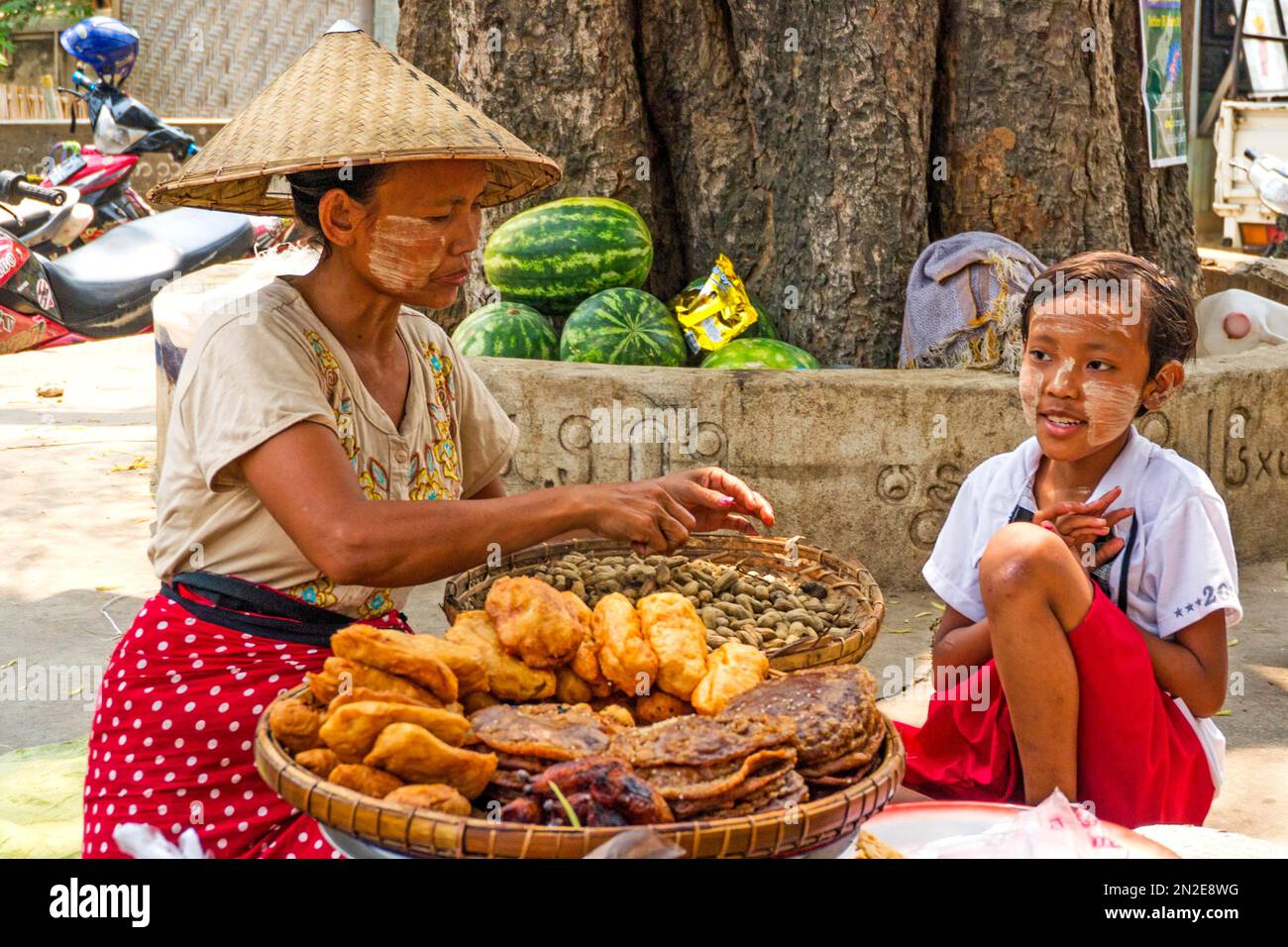 Food stall, Mingun on the Irrawaddy River, Myanmar, Mingun, Myanmar Stock Photo