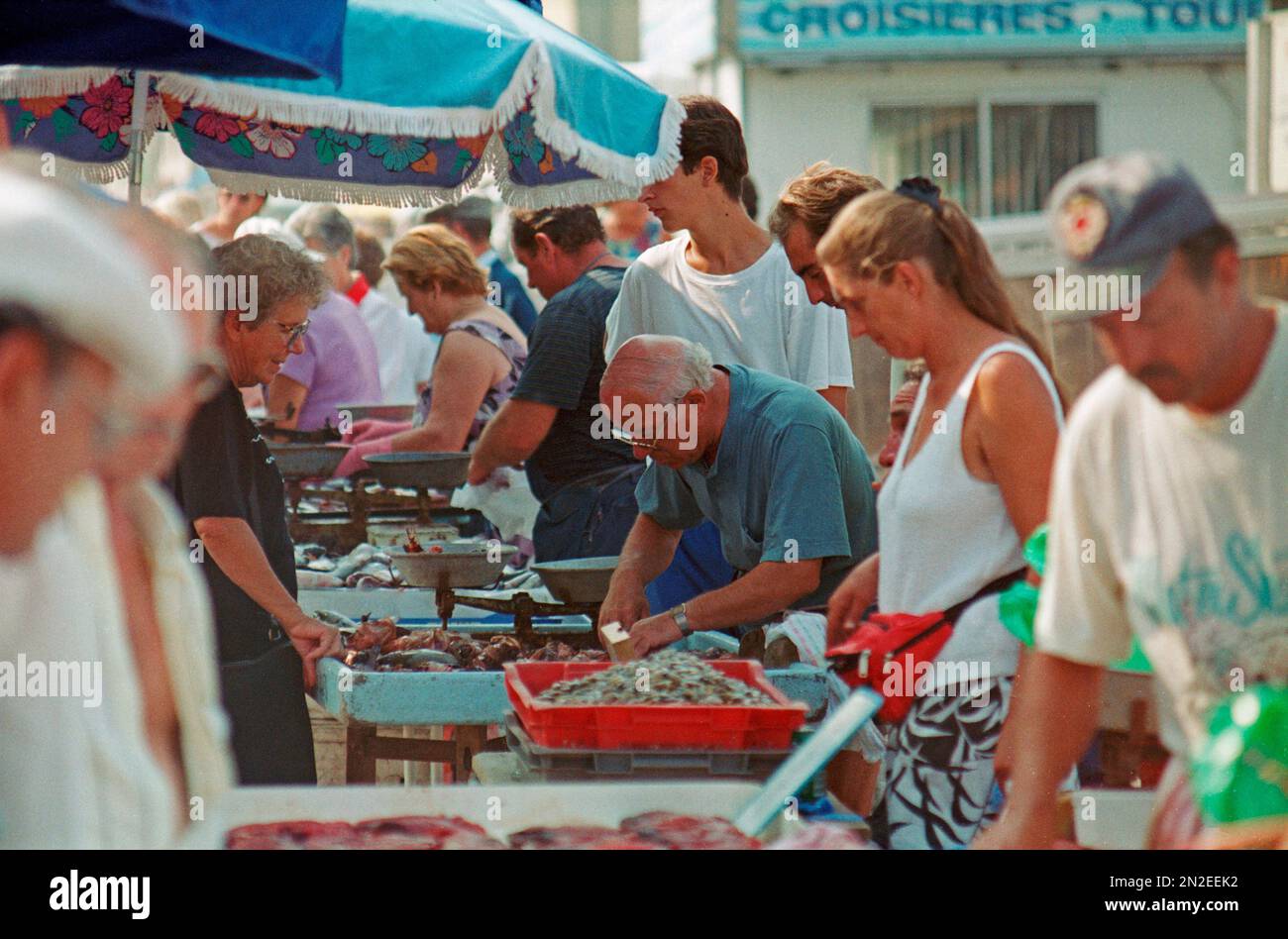 Fish market on the quai des Belges, harbour quay, Old Port, Marseille, 28. 08. 91, Département Bouches-du-Rhône, Region Provence-Alpes-Côte d'Azur, Fr Stock Photo