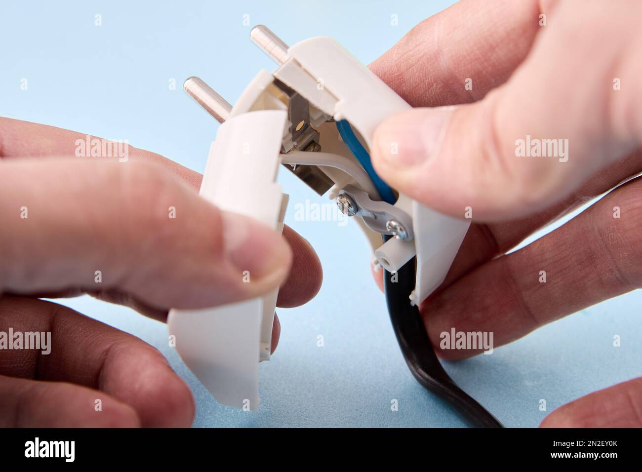 Collapsible electrical plug for power cord is designed for European