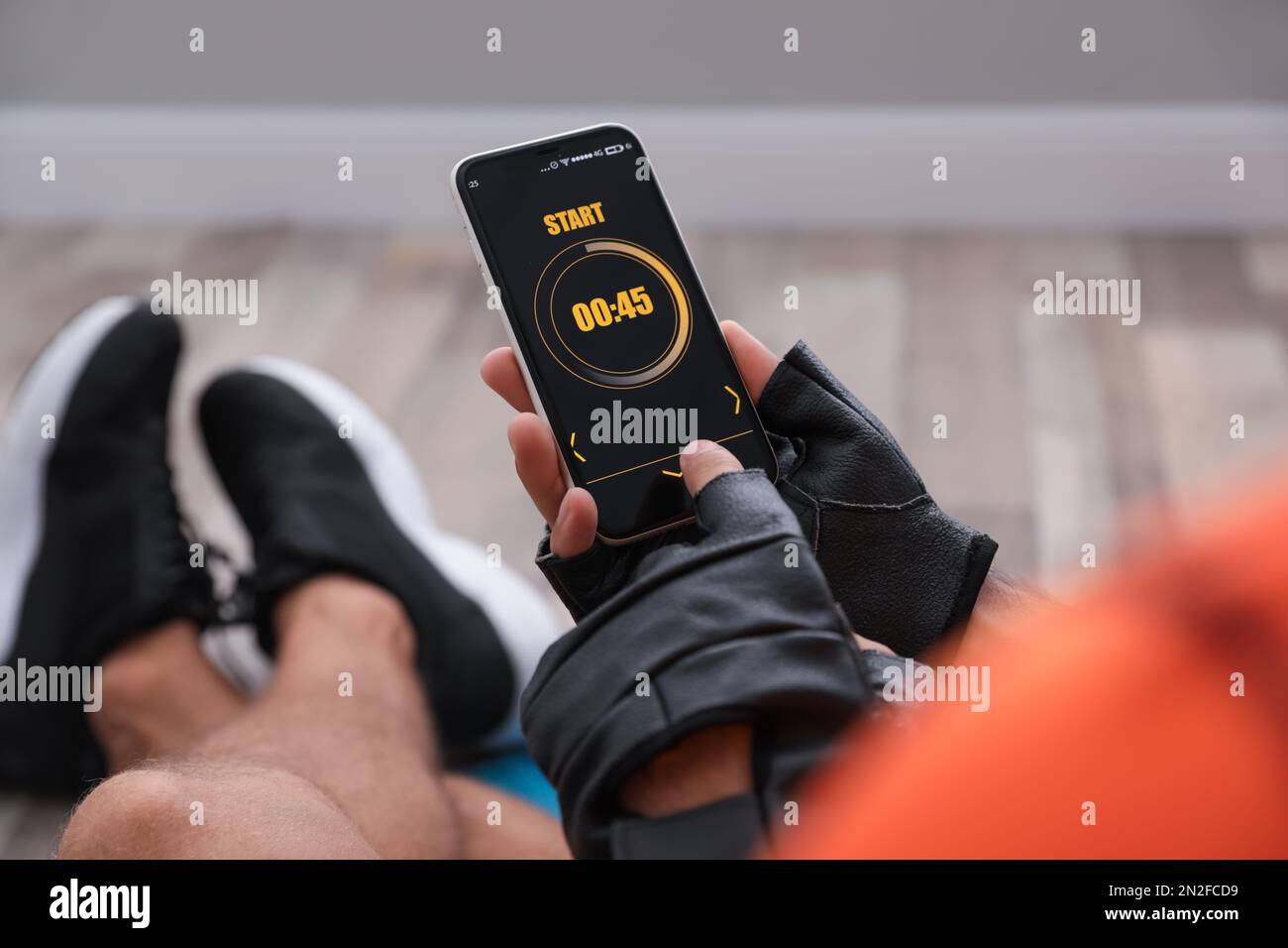Male athlete using app on hi-res stock photography and images - Alamy
