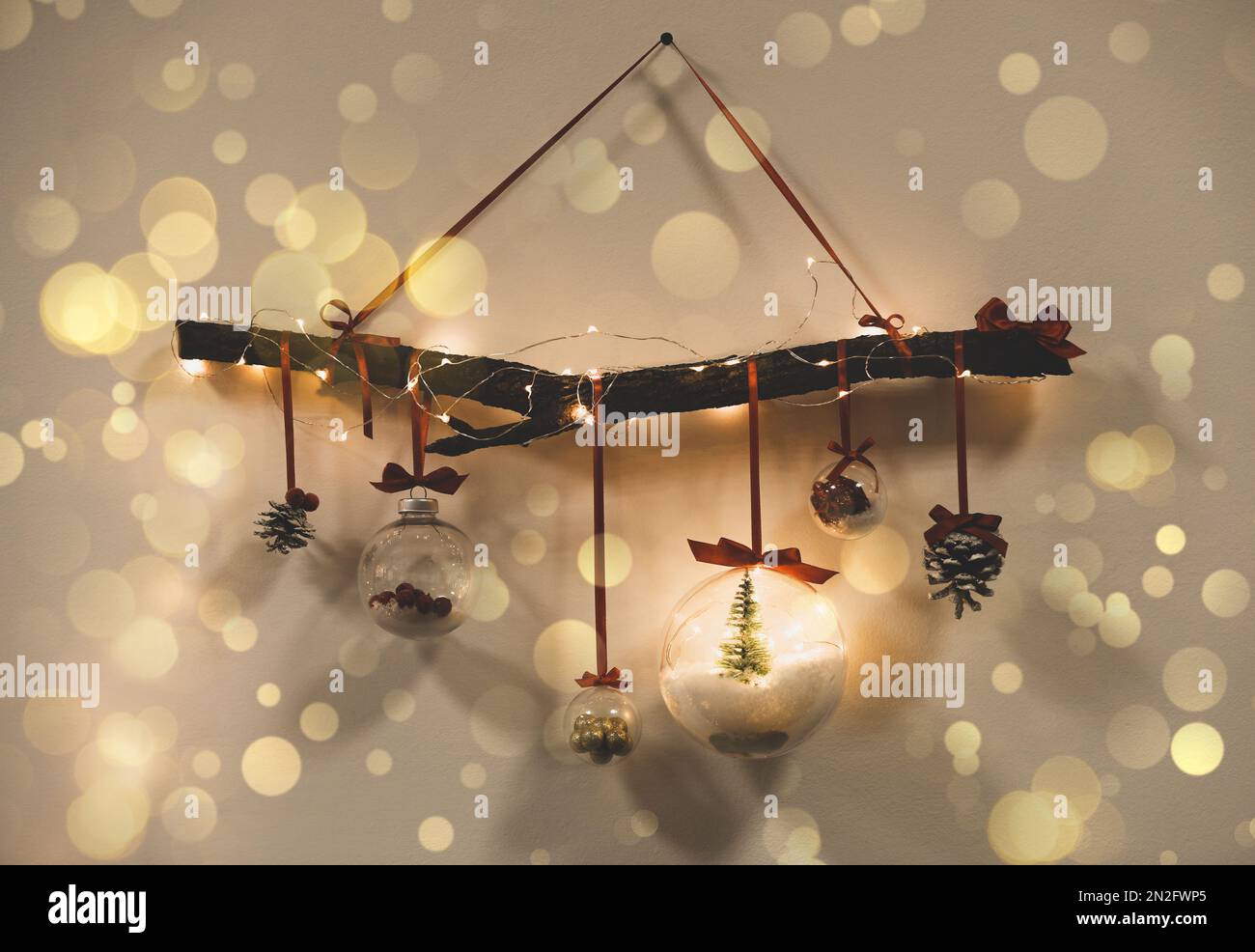 Christmas tree clear glass baubles hi-res stock photography and images ...