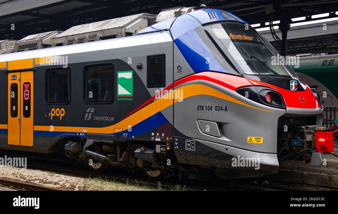 Train ready for departure at Bologna Centrale railway station. Italy Stock Photo Alamy