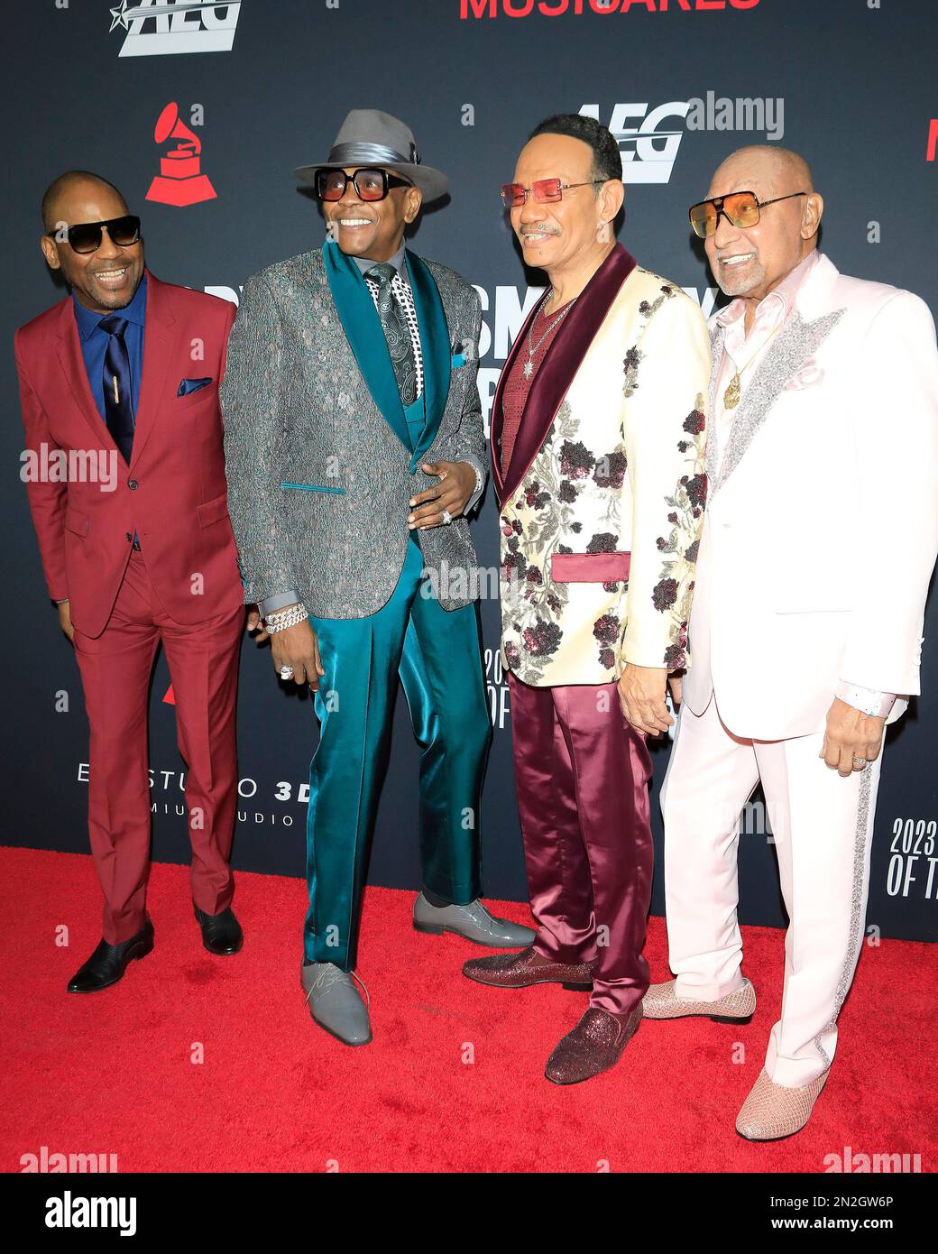 February 3, 2023, Los Angeles, California, USA: LOS ANGELES - FEB 3: The Four Tops, Abdul Fakir (R) at the 2023 MusiCares Persons of the Year Gala at LA Convention Center on February 03, 2023 in Los Angeles, CA. (Credit Image: © Nina Prommer/ZUMA Press Wire) EDITORIAL USAGE ONLY! Not for Commercial USAGE! Stock Photo