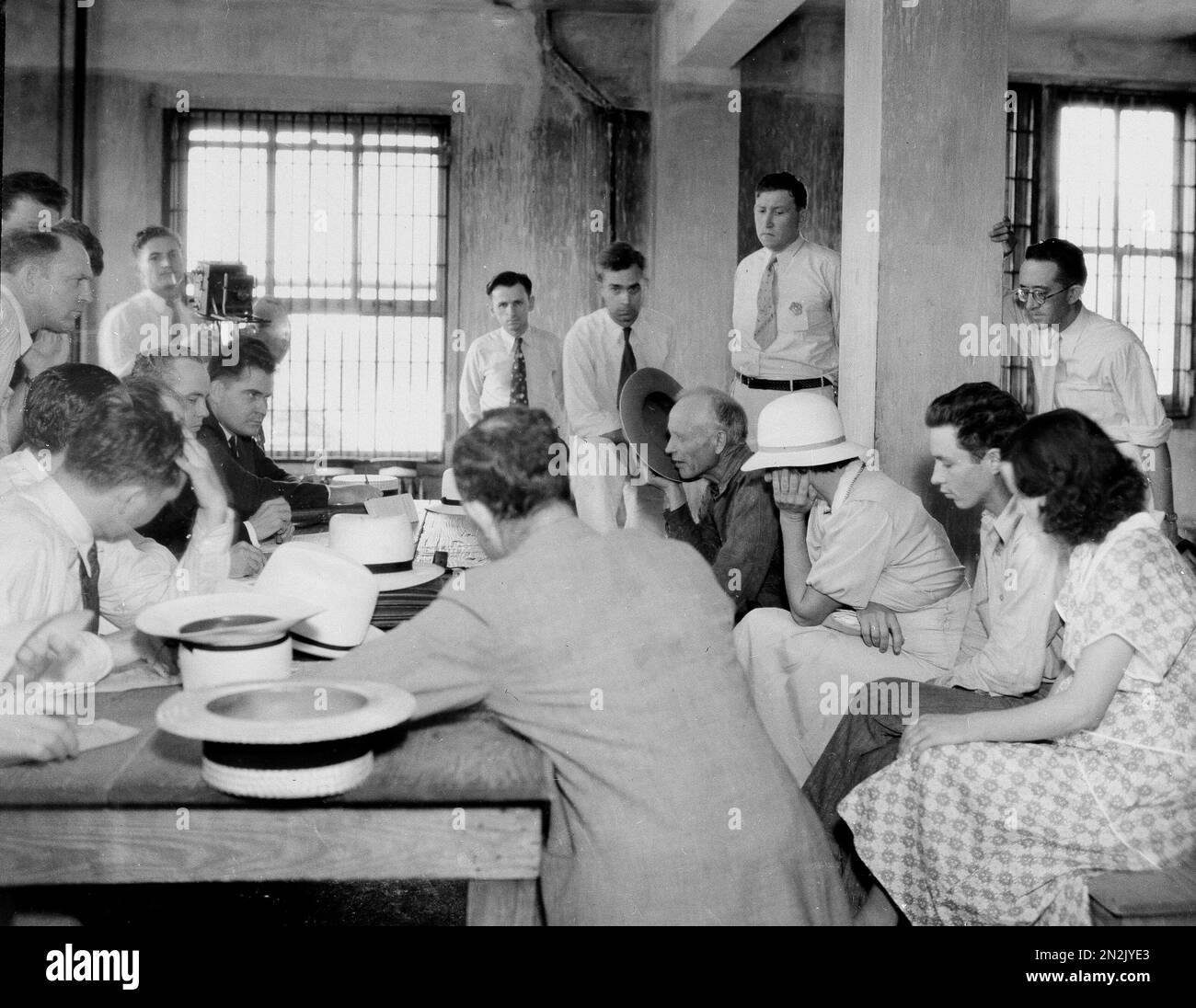 Bond of 50,000 each was set for Robert G. "Boss" Shannon, his wife Ora