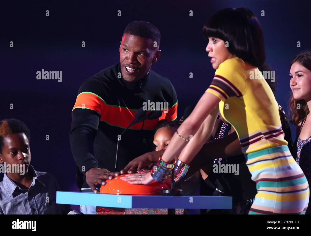 Jamie Foxx and Zendaya present the award for favorite movie actress at