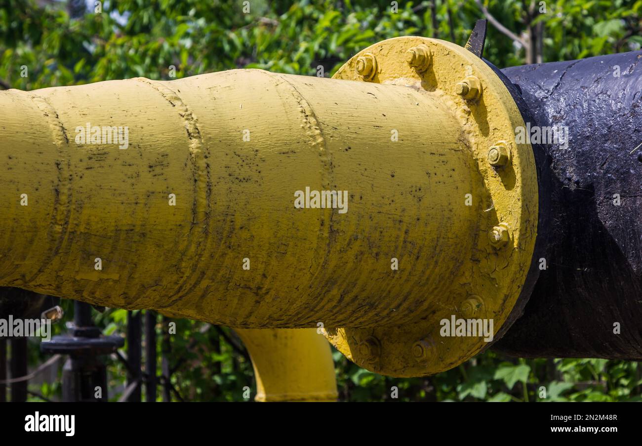 yellow gas pipe, gas supply, engineering structures Stock Photo Alamy