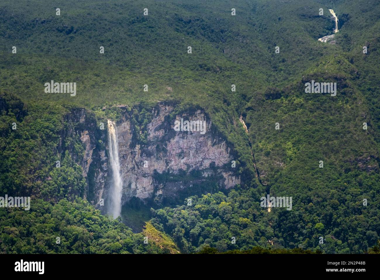 A waterfall on Araca mountain, a tepui in the remote Serra do Araca State Park, Guiana Shield, Amazonas, Brazil Stock Photo