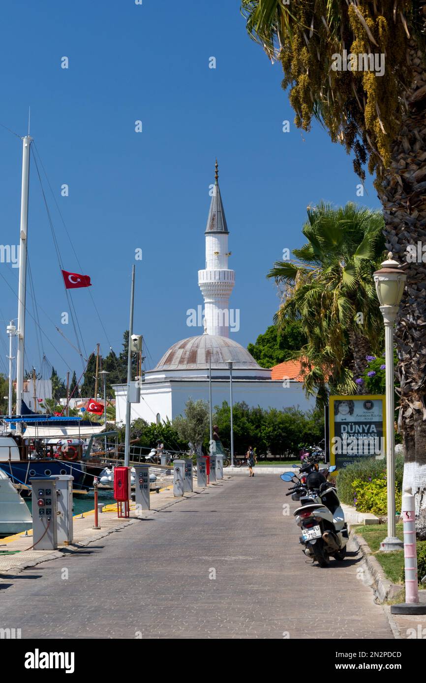 Tepecik Cami mosque and marina Stock Photo