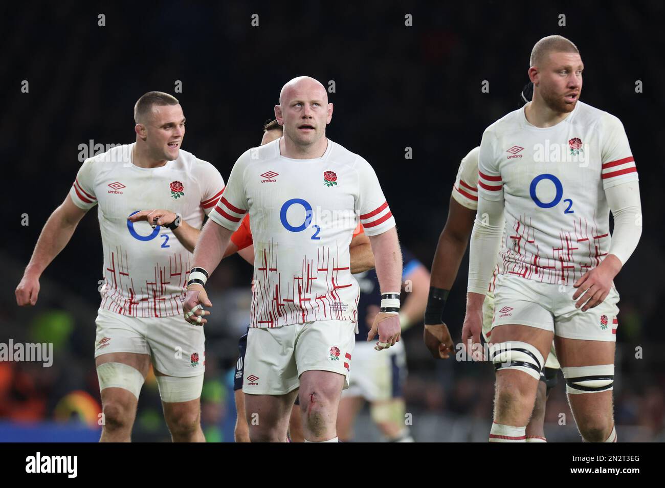 LR England's Dan Cole and England's Nick Isiekwe during the Guinness