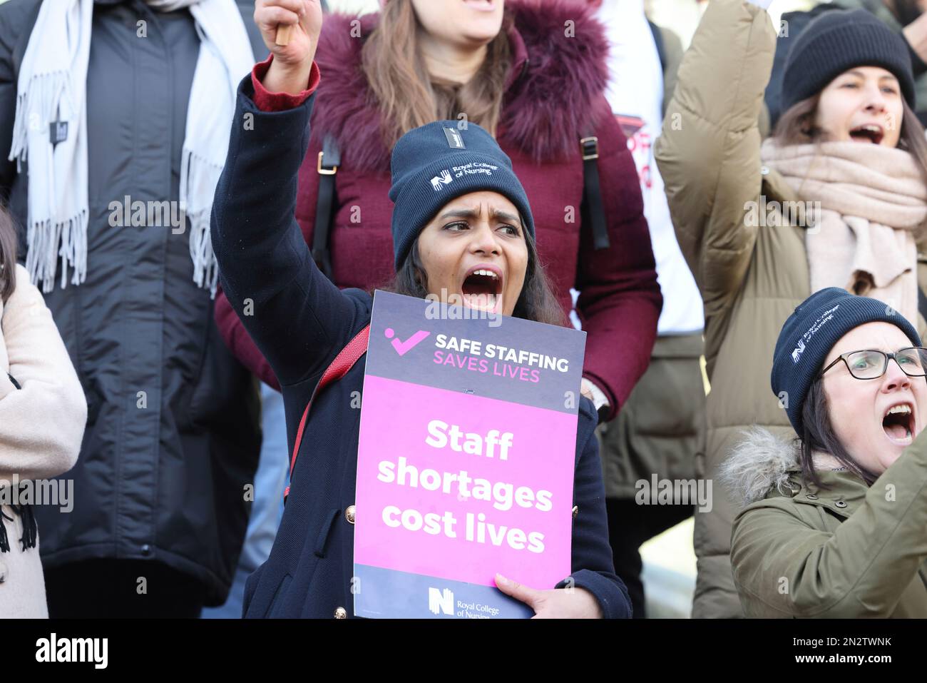 London, UK, 7th February 2023. Striking nurses on the picket line outside UCH on their 2nd day of industrial action this week. A health minister insisted that there would be no re-examination of NHS pay for this year. Credit : Monica Wells/Alamy Live News Stock Photo