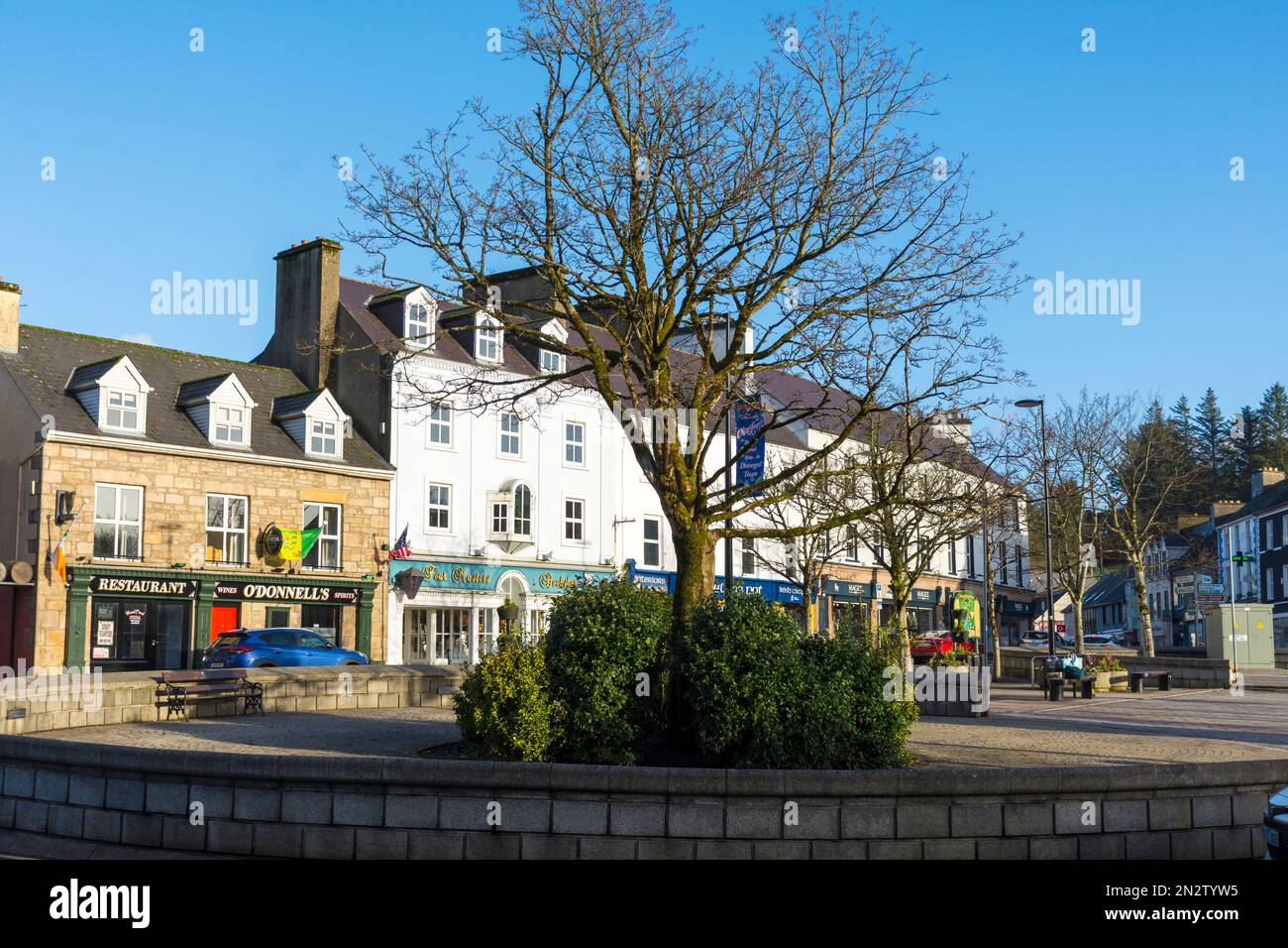 The Diamond in the centre of Donegal Town, County Donegal, Ireland Stock Photo