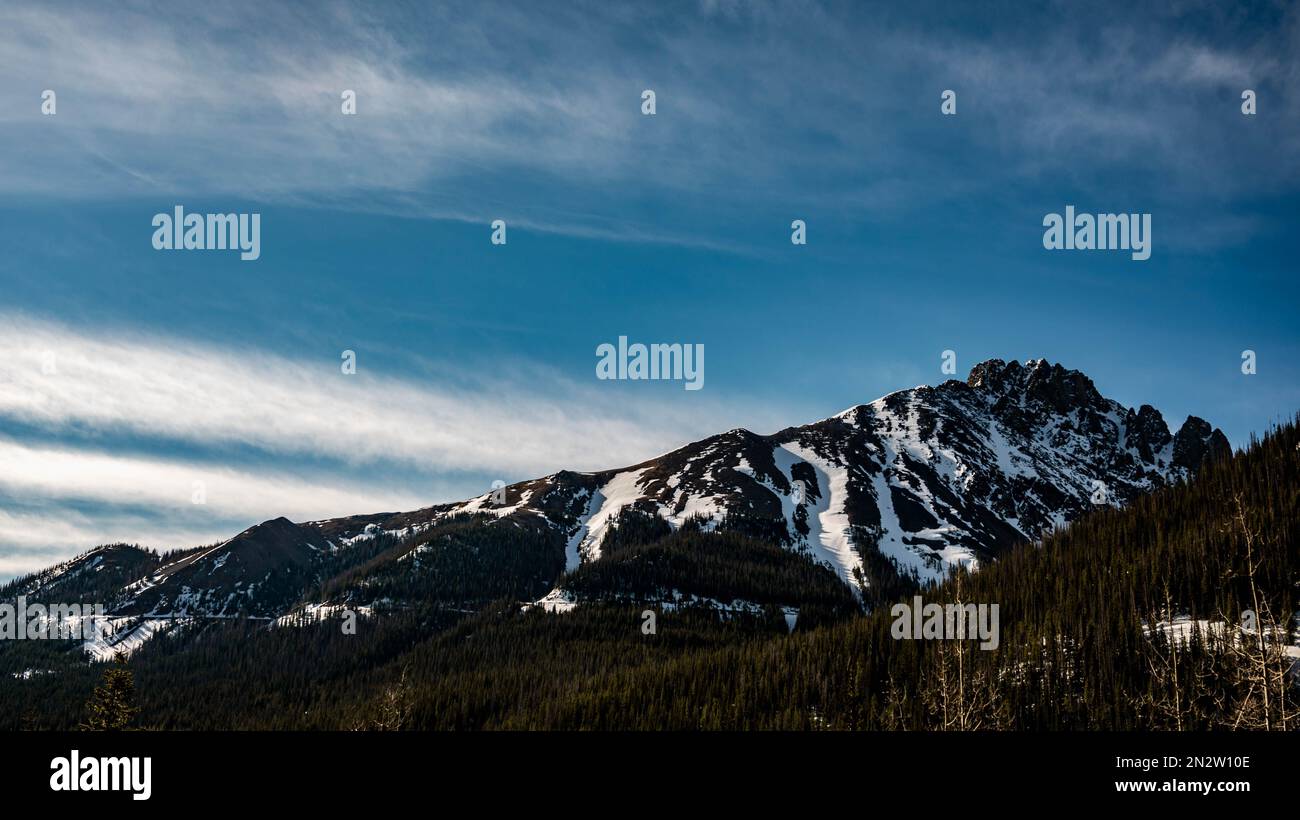 Aerial shot green mountains hi-res stock photography and images - Alamy