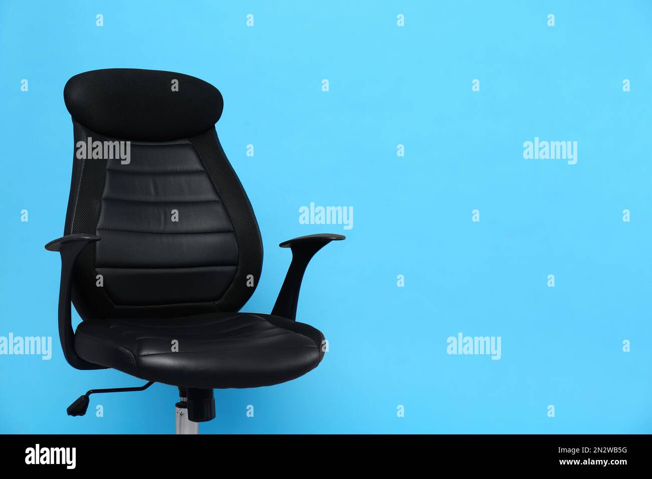 Staples draelon executive gaming chair hotsell