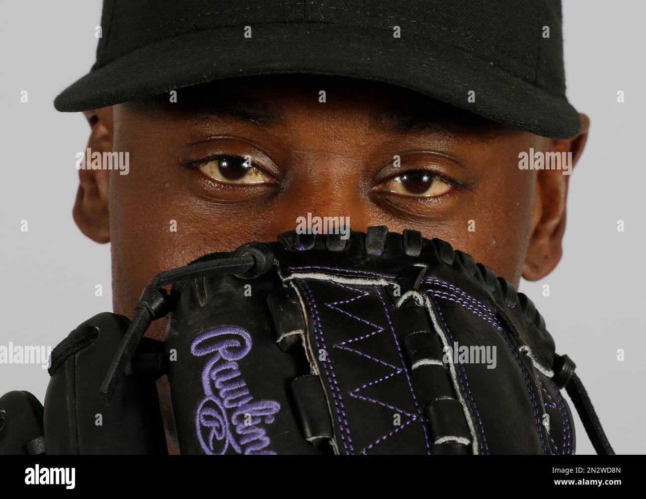 Signed LaTroy Hawkins Photograph