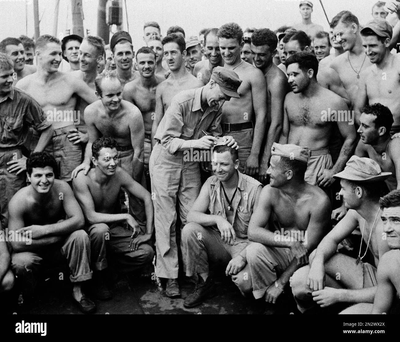 In This Photo Provided By The U S Navy Ernie Pyle War Correspondent 