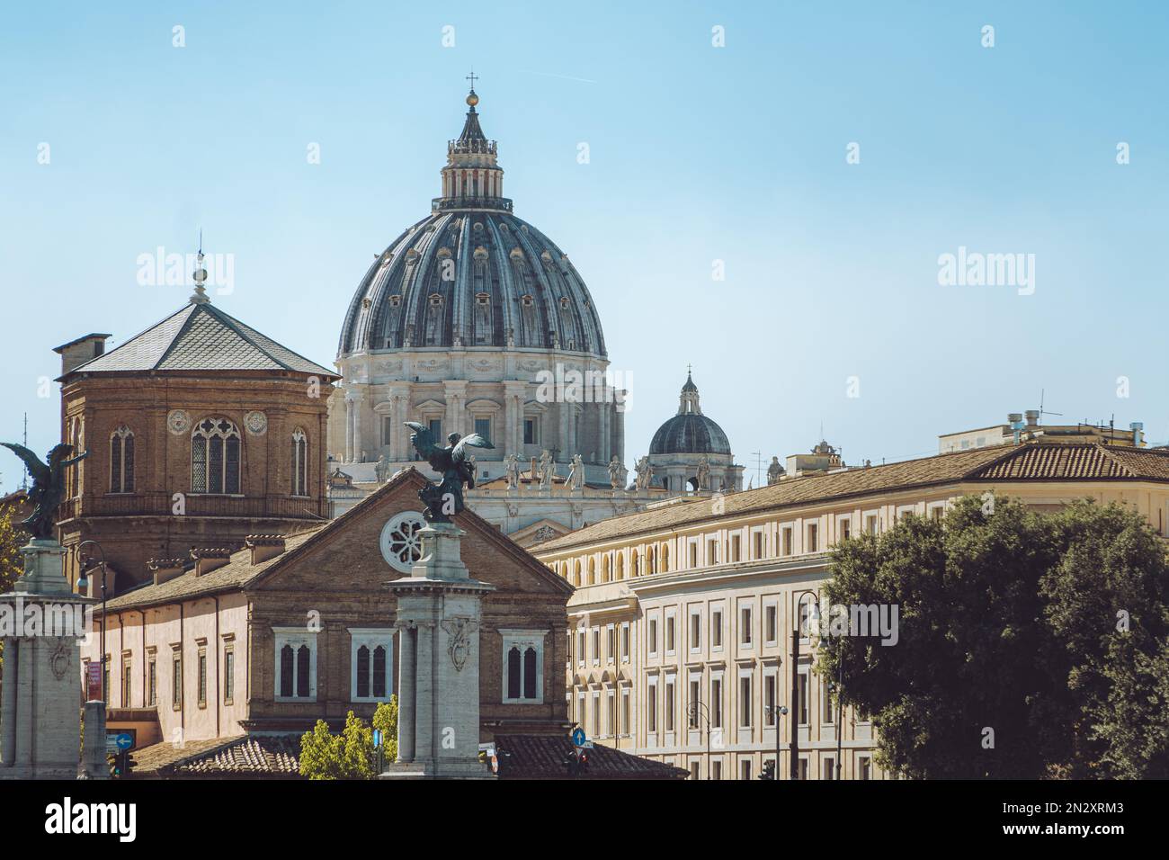 St. Peter's Basilica - Vaticano Rome, Italy Stock Photo - Alamy