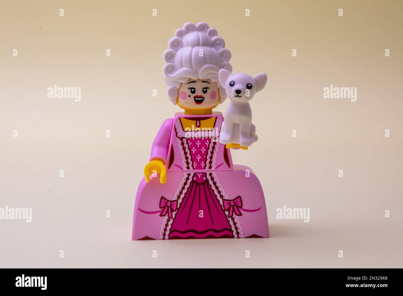 Lego pink online cat