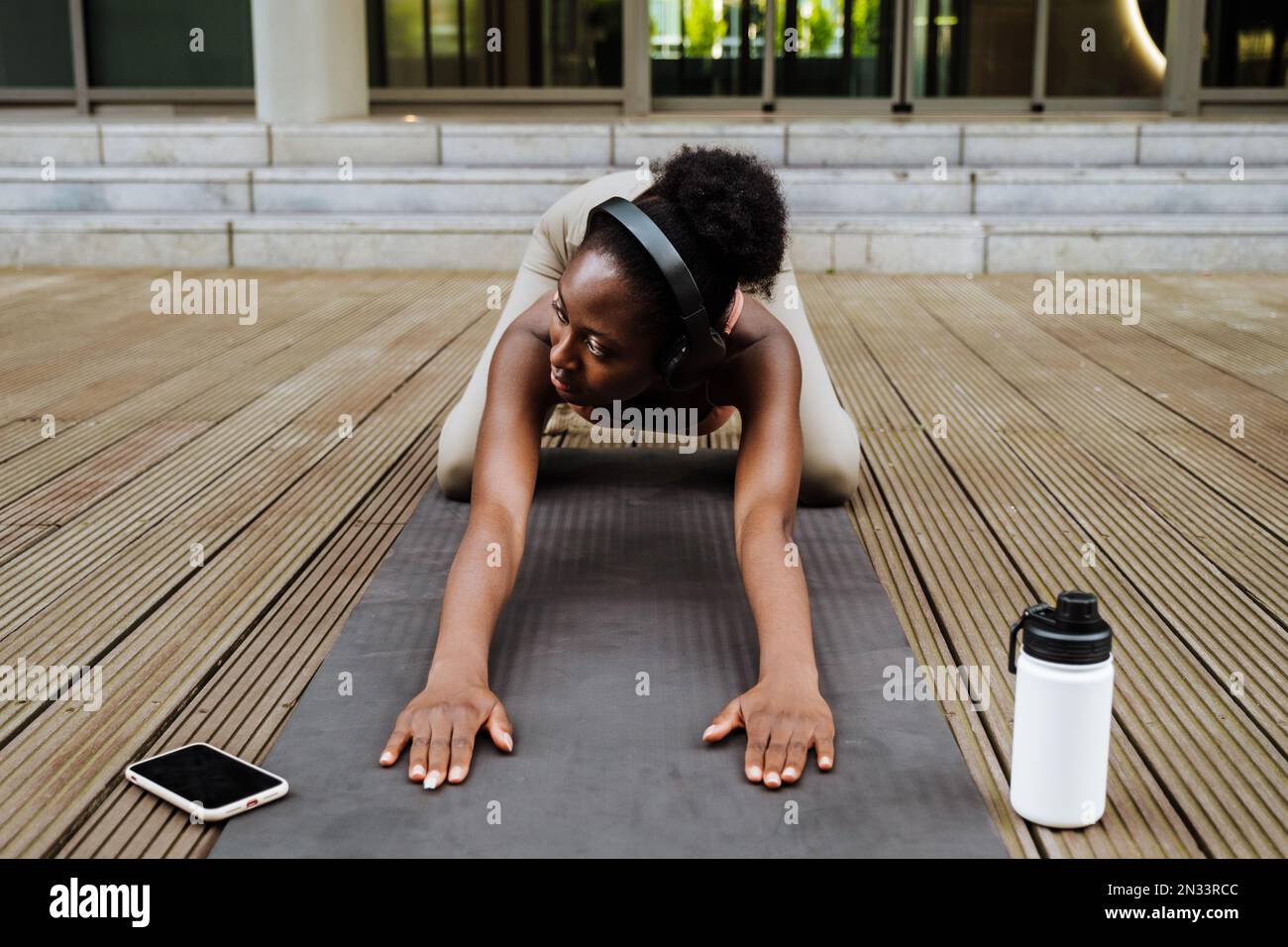 Woman on all fours hi-res stock photography and images - Alamy