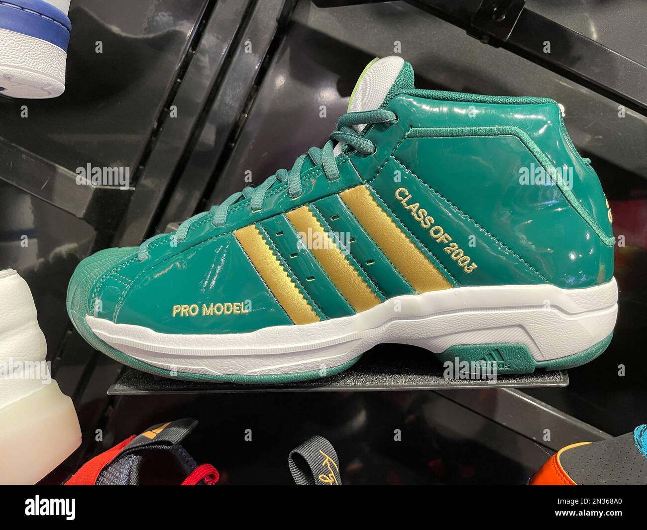 Adidas pro hi-res stock photography and images - Alamy