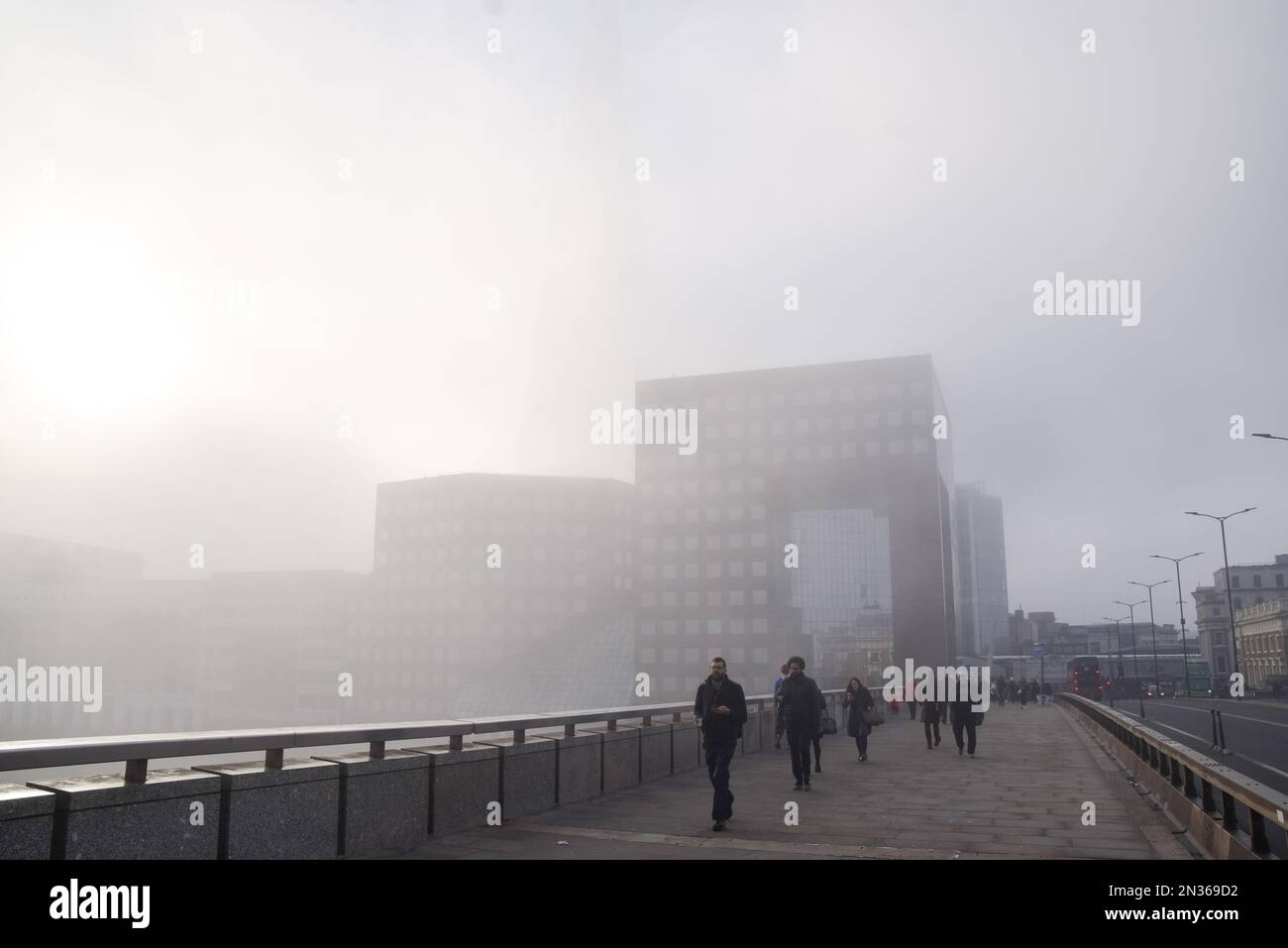 London, UK. 7th February 2023. Thick fog completely obscures The Shard and other buildings around London Bridge. Stock Photo