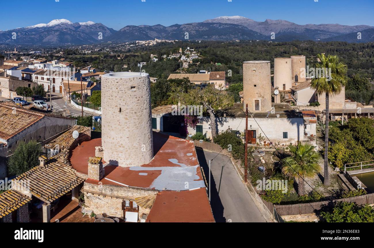 Les molins hi-res stock photography and images - Alamy