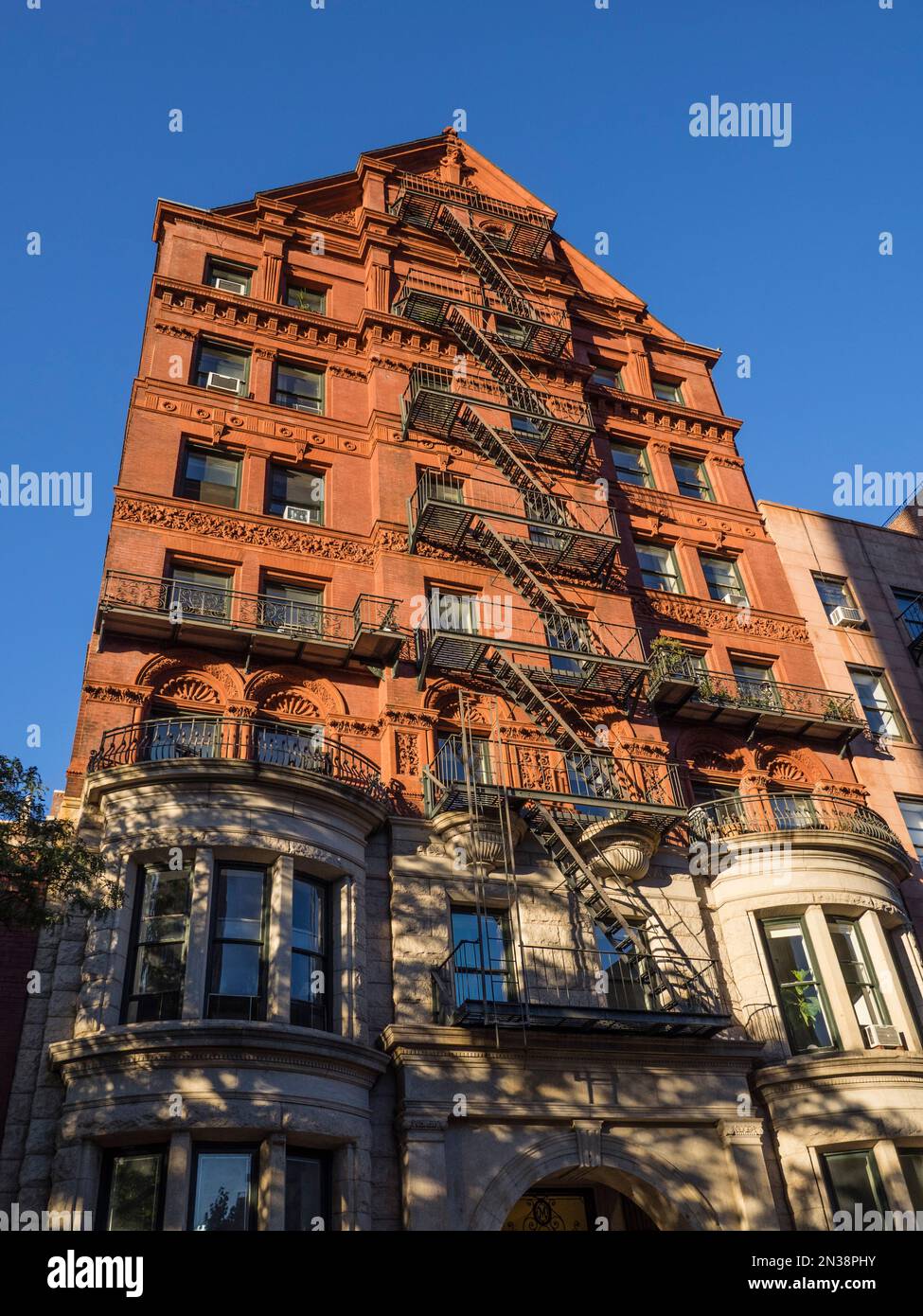 Montague street hires stock photography and images Alamy