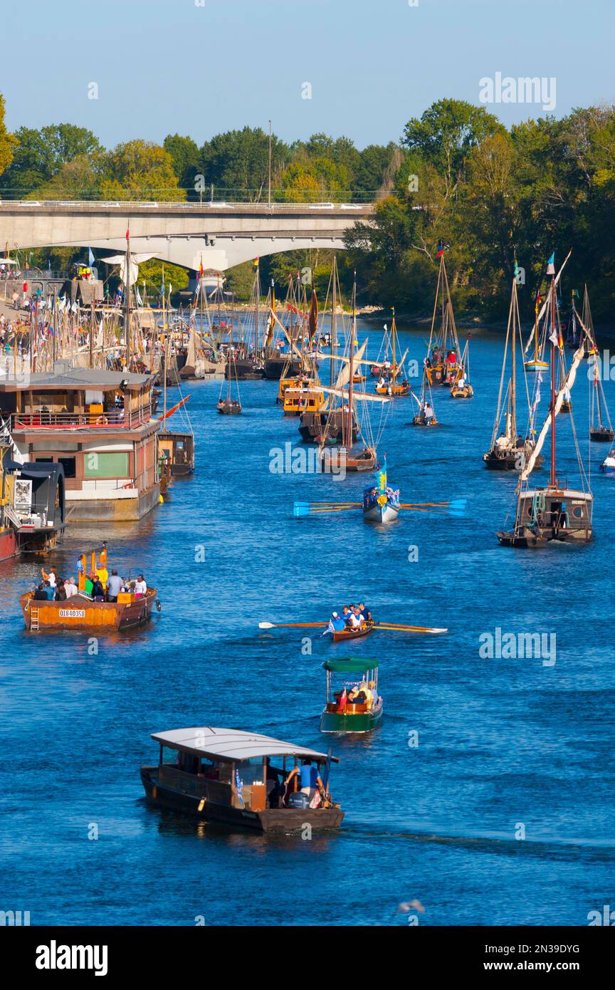 France, France, Loiret (45), Orléans, Loire Festival 2019, every 2 years, this festival celebrates the ancient river navy of the Loire with nearly 200 Stock Photo