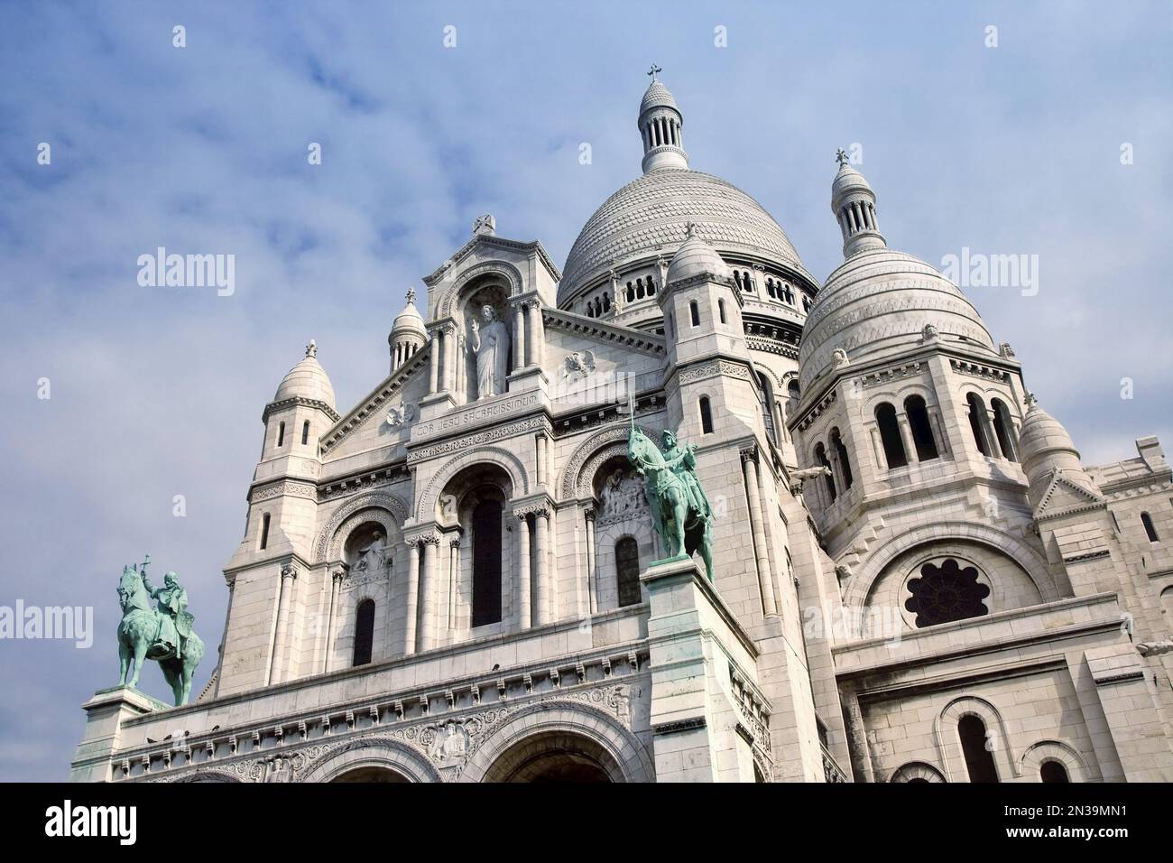 Sacre Coeur Basilica, Montmartre, Paris, Ile de France, France Stock Photo