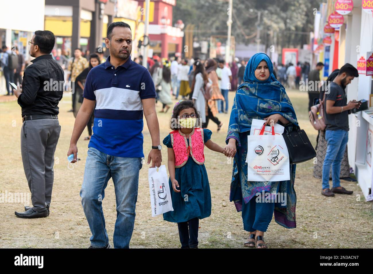 Bangla book hi-res stock photography and images - Alamy