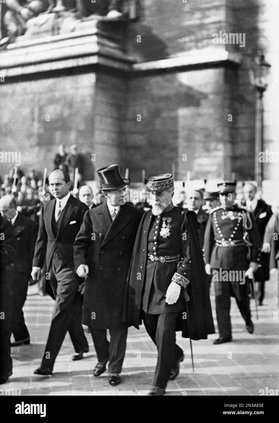 George Gouraud King George, center, with General Gouraud, right, at the Arc De ...