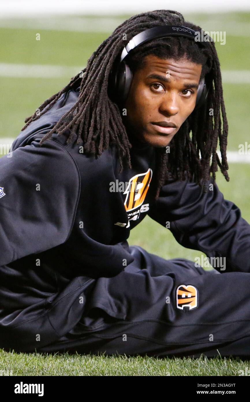 Cincinnati Bengals outside linebacker Emmanuel Lamur (59) sits on the field  injured in the first half of an NFL football game against the Baltimore  Ravens, Sunday, Jan. 3, 2016, in Cincinnati. (AP