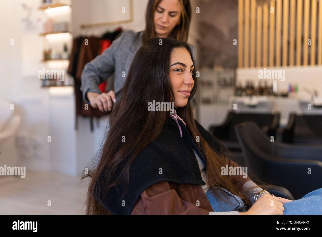 Client concentrate hi-res stock photography and images - Alamy
