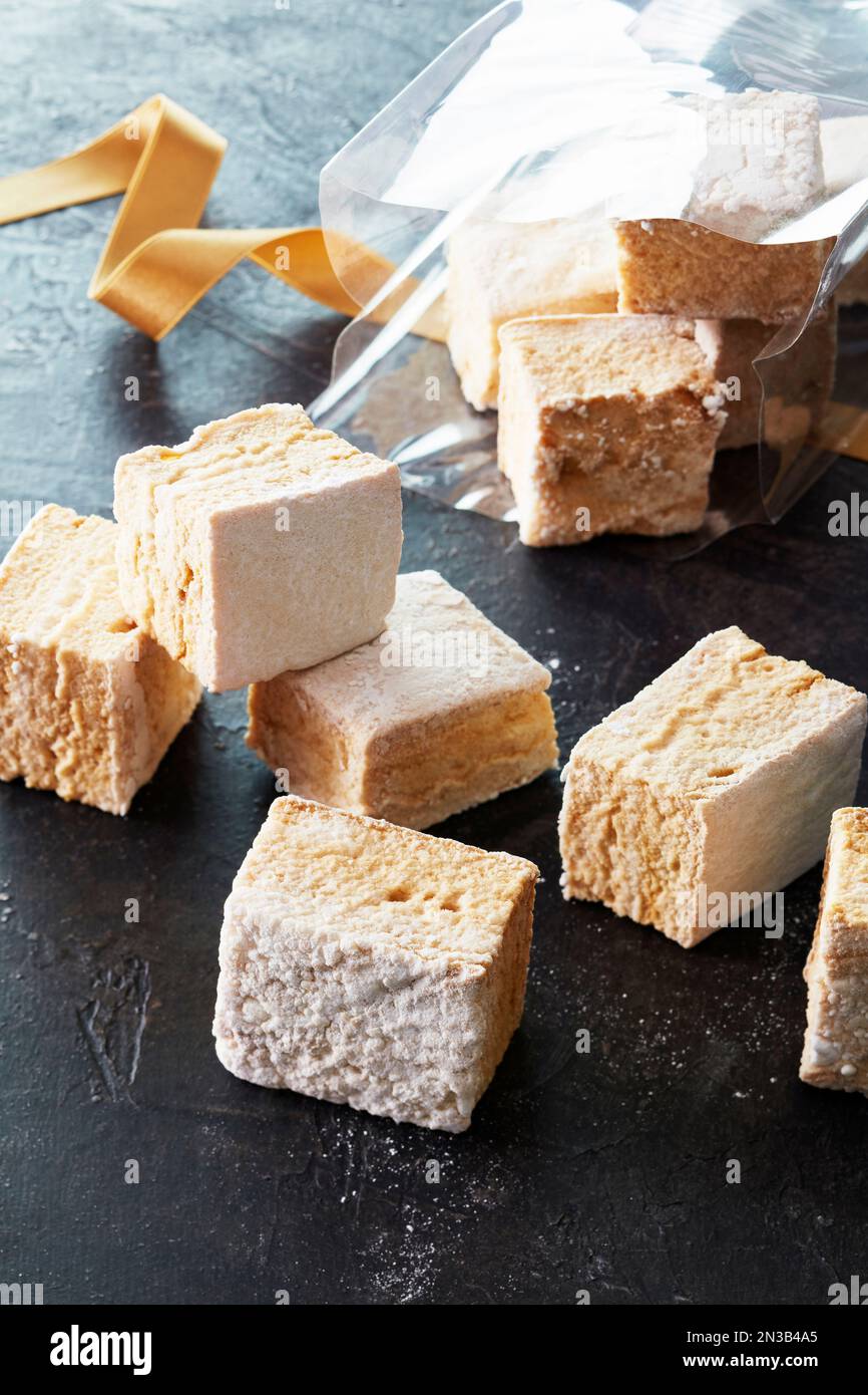 Bulgari Jelly Filled Strawberry Marshmallows 1kg - View #8