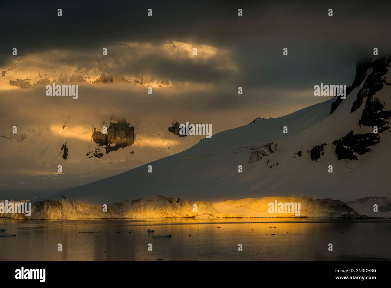 Darco island hi res stock photography and images Alamy