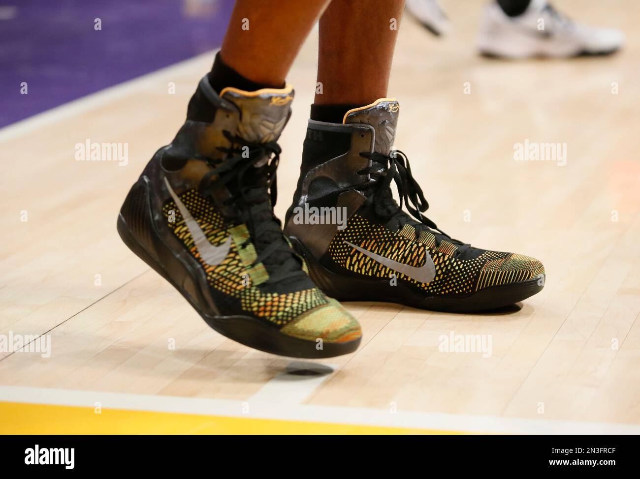 Kobe bryant shoes 2014 hot sale