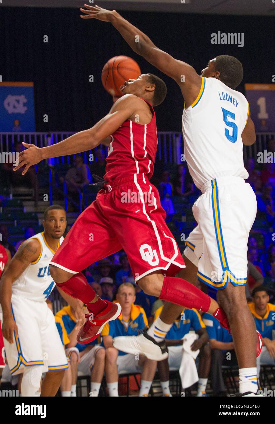 Oklahoma's Isaiah Cousins (11) goes for a big layup as UCLA's Kevon