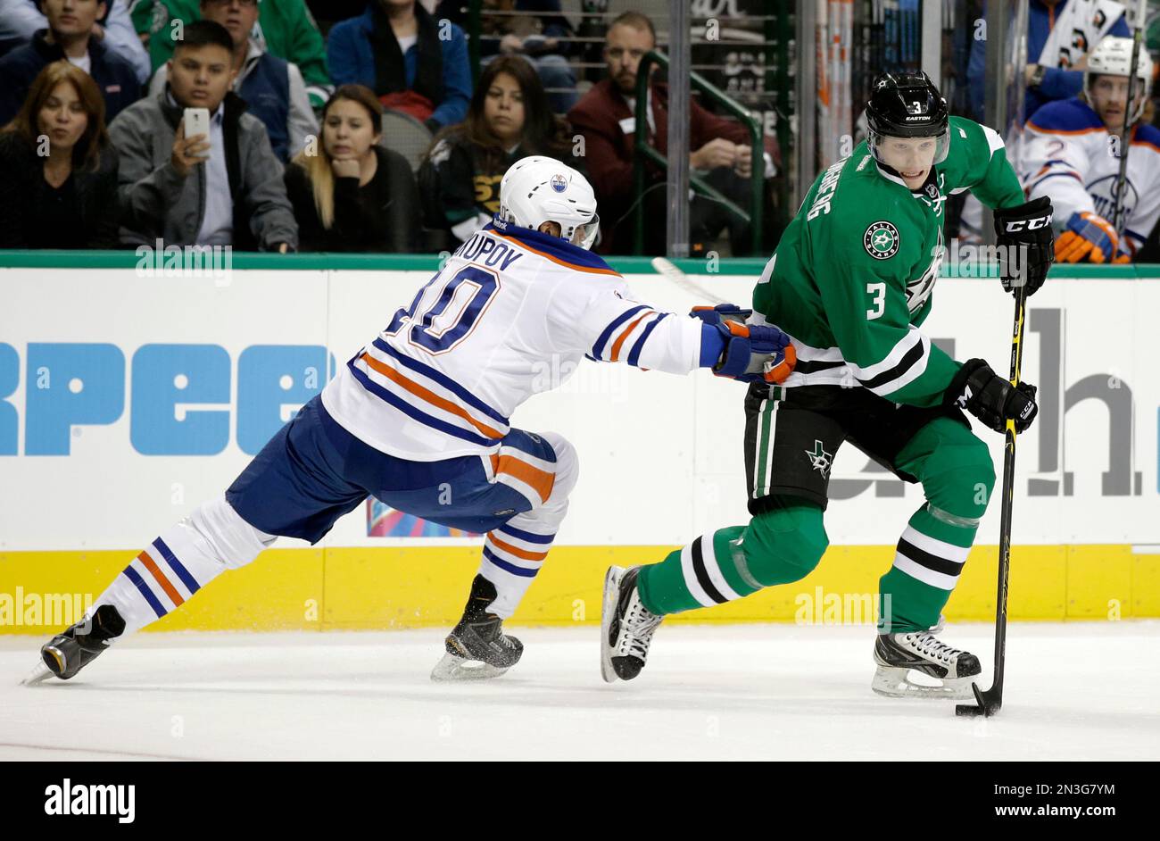 Edmonton Oilers right wing Nail Yakupov (10) of Russia defends as