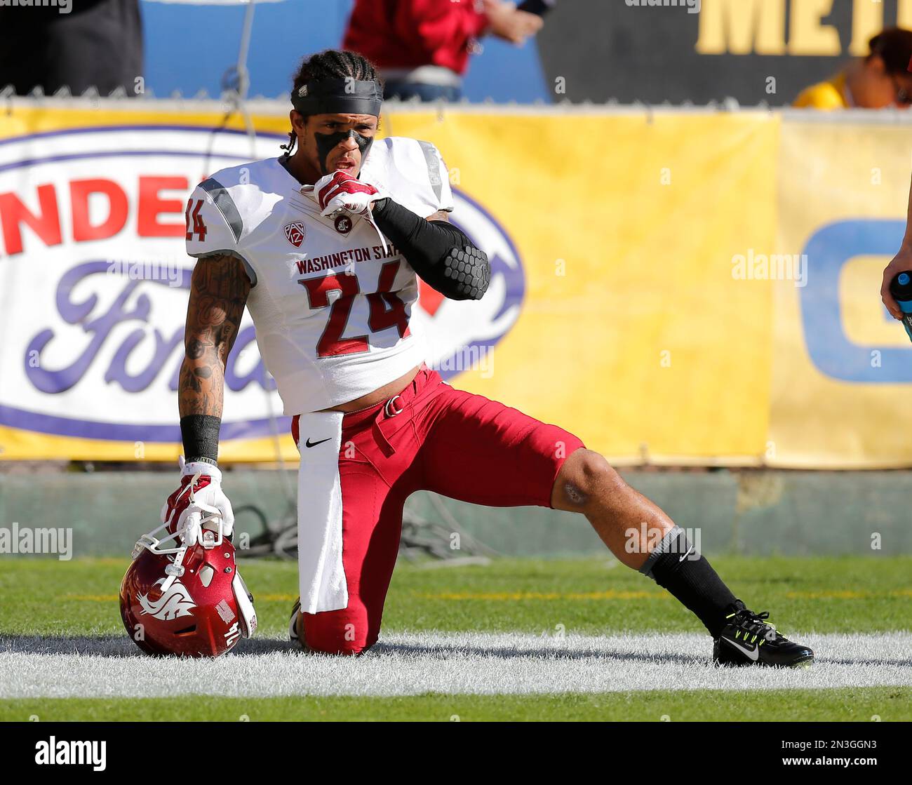 Washington State running back Theron West (24) in the first half during