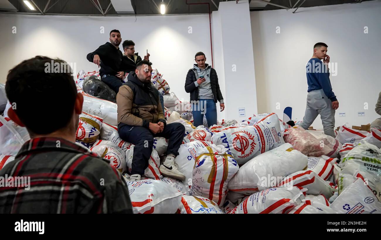 Syria earthquake health hi-res stock photography and images - Alamy