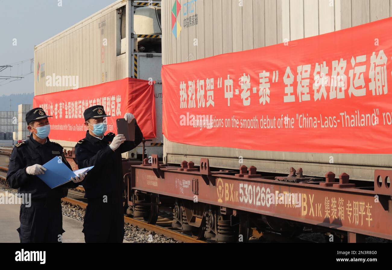 A China Laos Thailand Round Trip Rail Train Carrying 19 Cold Chain