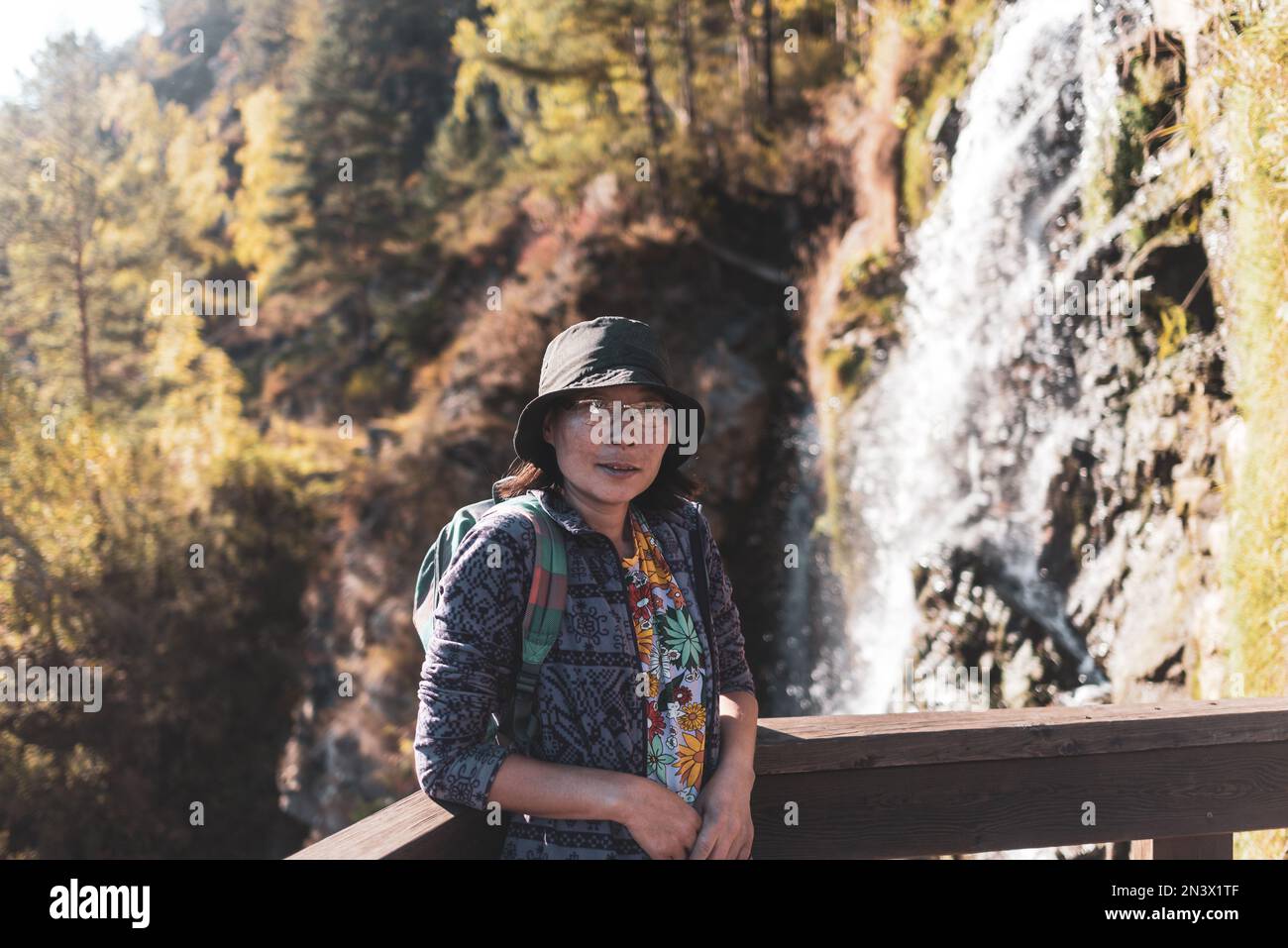 Portrait happy asian female hiker hi-res stock photography and images ...