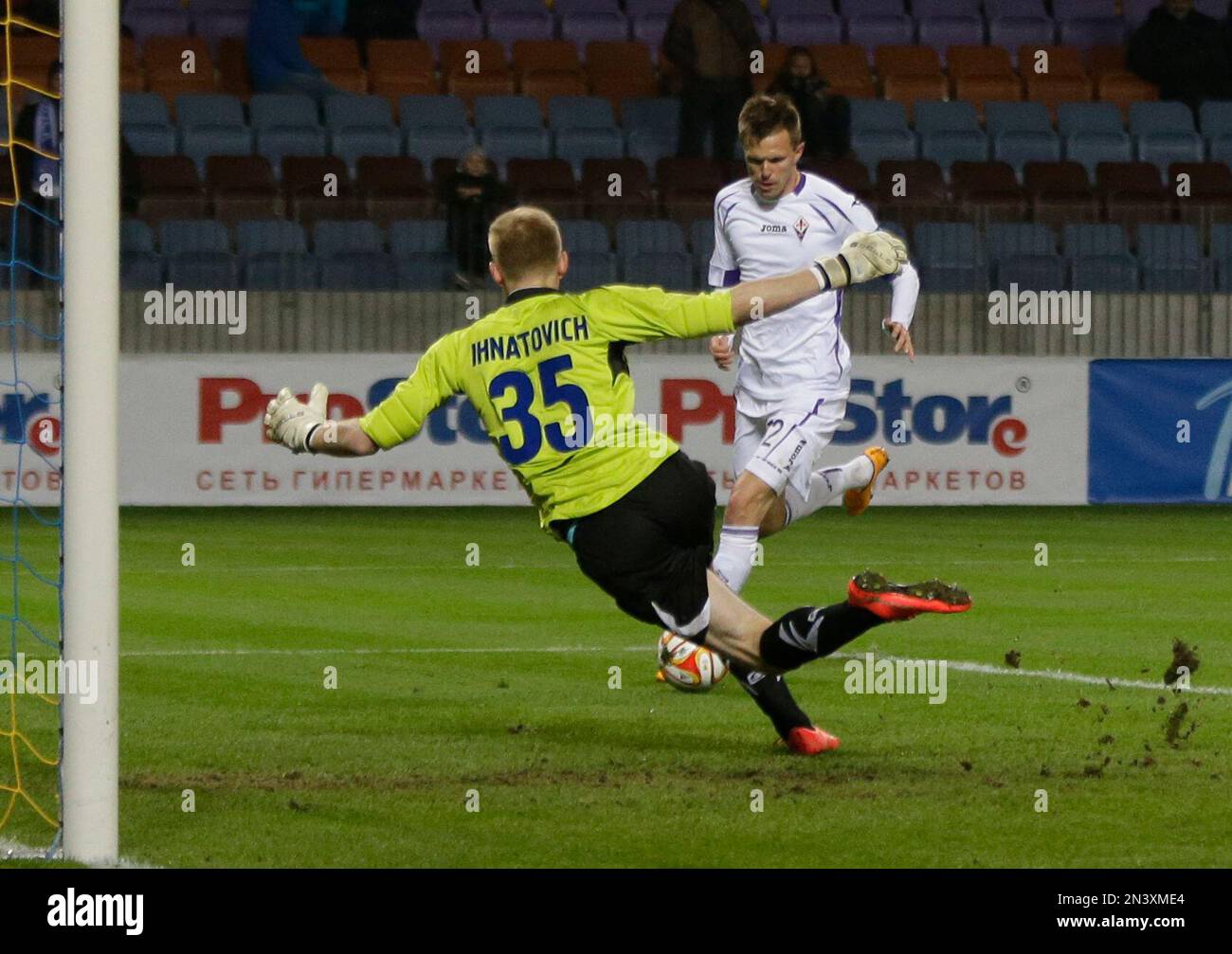 Josip Ilicic of Fiorentina during the Europa League 2014- 2015,Fiorentina -  AS Roma Stade Artemio-Franchi, Florence on March 12 2015 in Florence ,  Italie - Photo Laurent Lairys / DPPI Stock Photo - Alamy