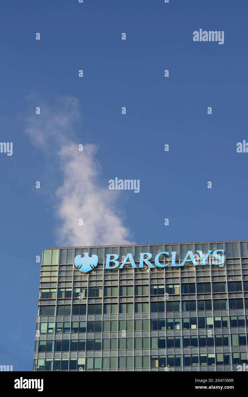 Corporate steam, Barclays Corporate and Investment Bank , Chuchill Place, Canary Wharf estate, East London, United Kingdom Stock Photo
