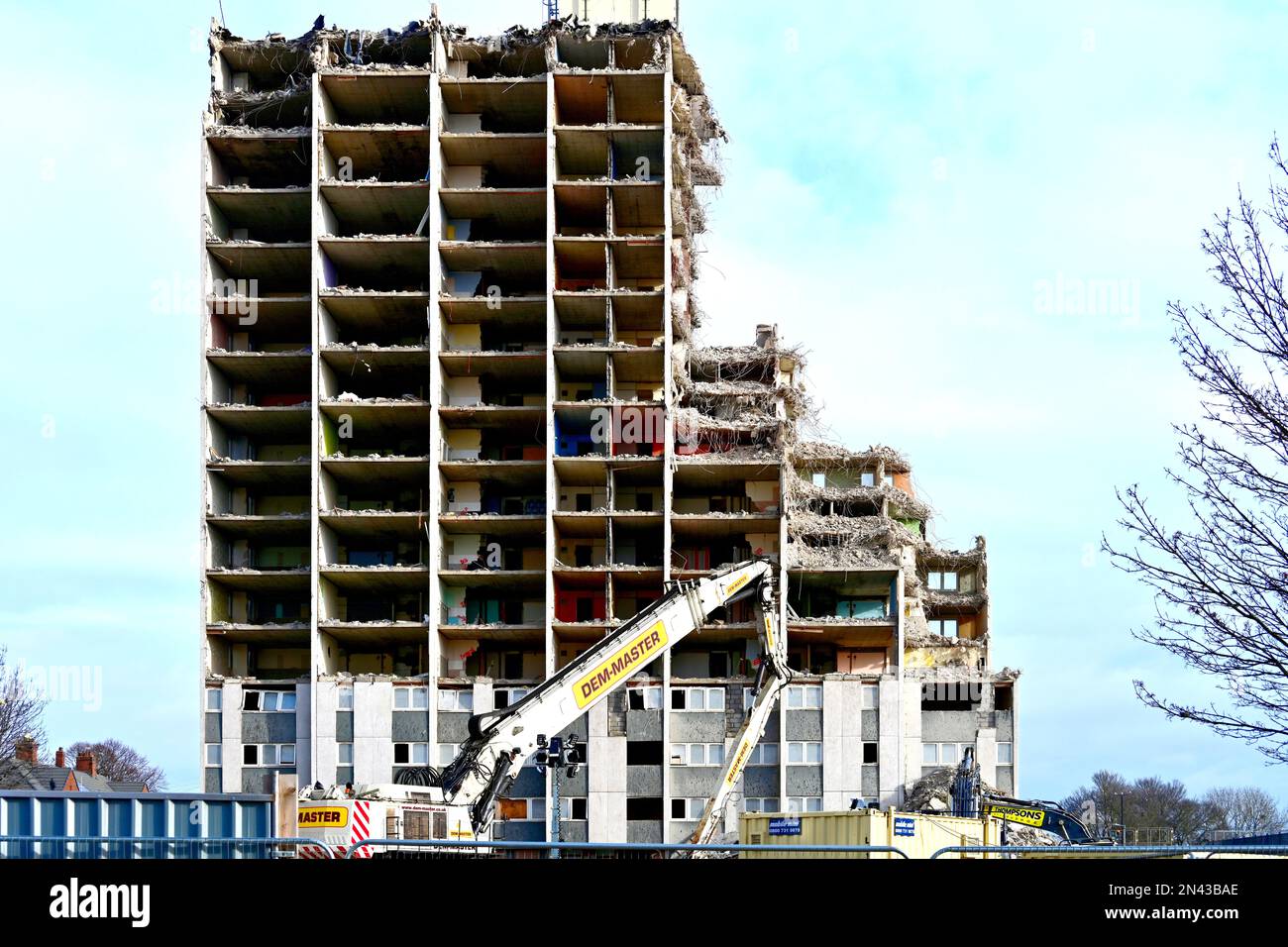 DemMaster demolishing the run down Walker Newcastle 6 flats built during the 1960's DemMaster