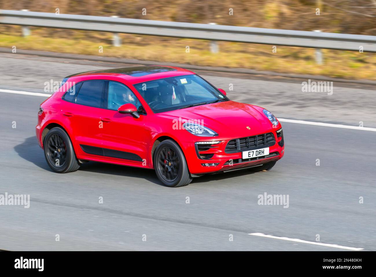 Porsche macan gts hi-res stock photography and images - Alamy