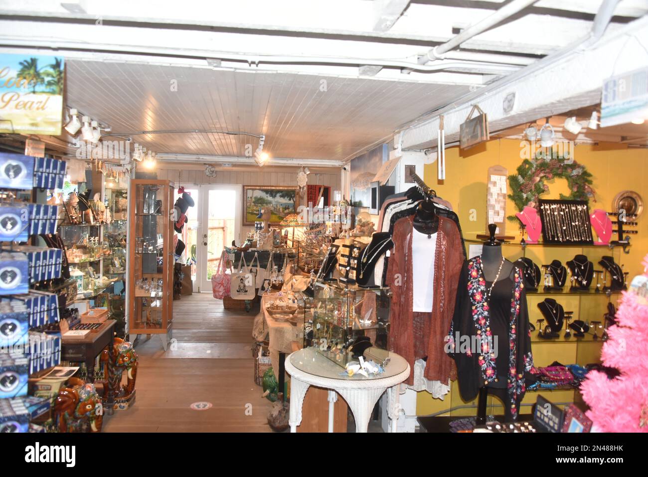 La Jolla, CA. USA.1/1/2023.  The petite CAVE STORE.  Home to a tunnel that has capture the imagination of all who visit for decades. Stock Photo