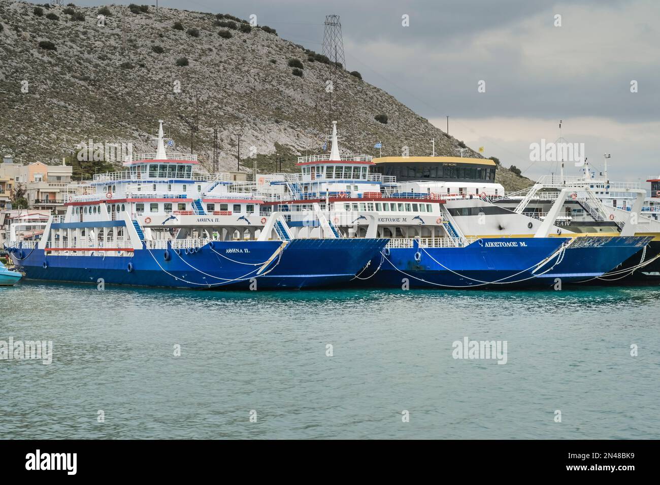 Fähren, Hafen von Salamina, Griechenland Stock Photo