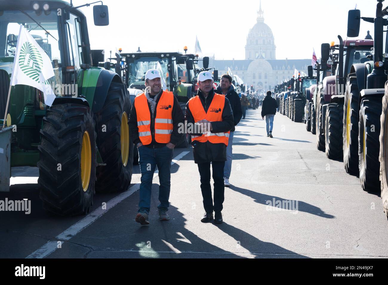 https://c8.alamy.com/comp/2N49JX7/paris-france-08022023-several-thousand-farmers-from-all-over-france-including-500-on-tractors-led-by-the-main-union-the-fnsea-converged-on-paris-to-denounce-the-constraints-on-their-profession-in-particular-the-restrictions-on-the-use-of-pesticides-especially-in-sugar-beet-cultivation-bee-killing-insecticides-paris-france-on-february-08-2023-photo-by-pierrick-villetteabacapresscom-2N49JX7.jpg