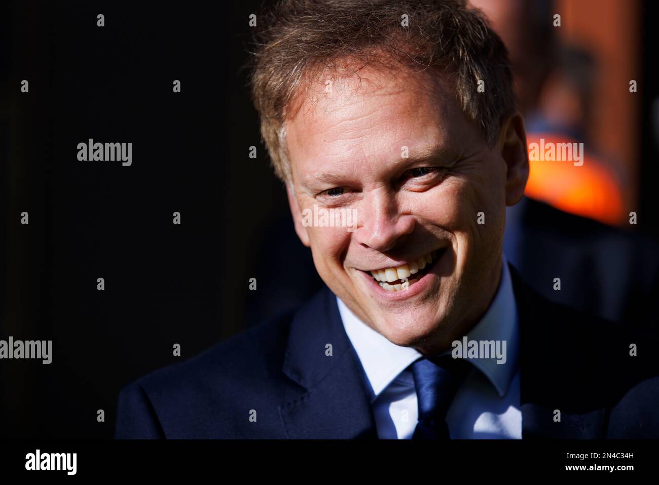 Newly appointed Secretary of State for Energy Security and Net Zero Grant Shapps speak to apprentices before touring the facility. Prime Minister Rish Stock Photo