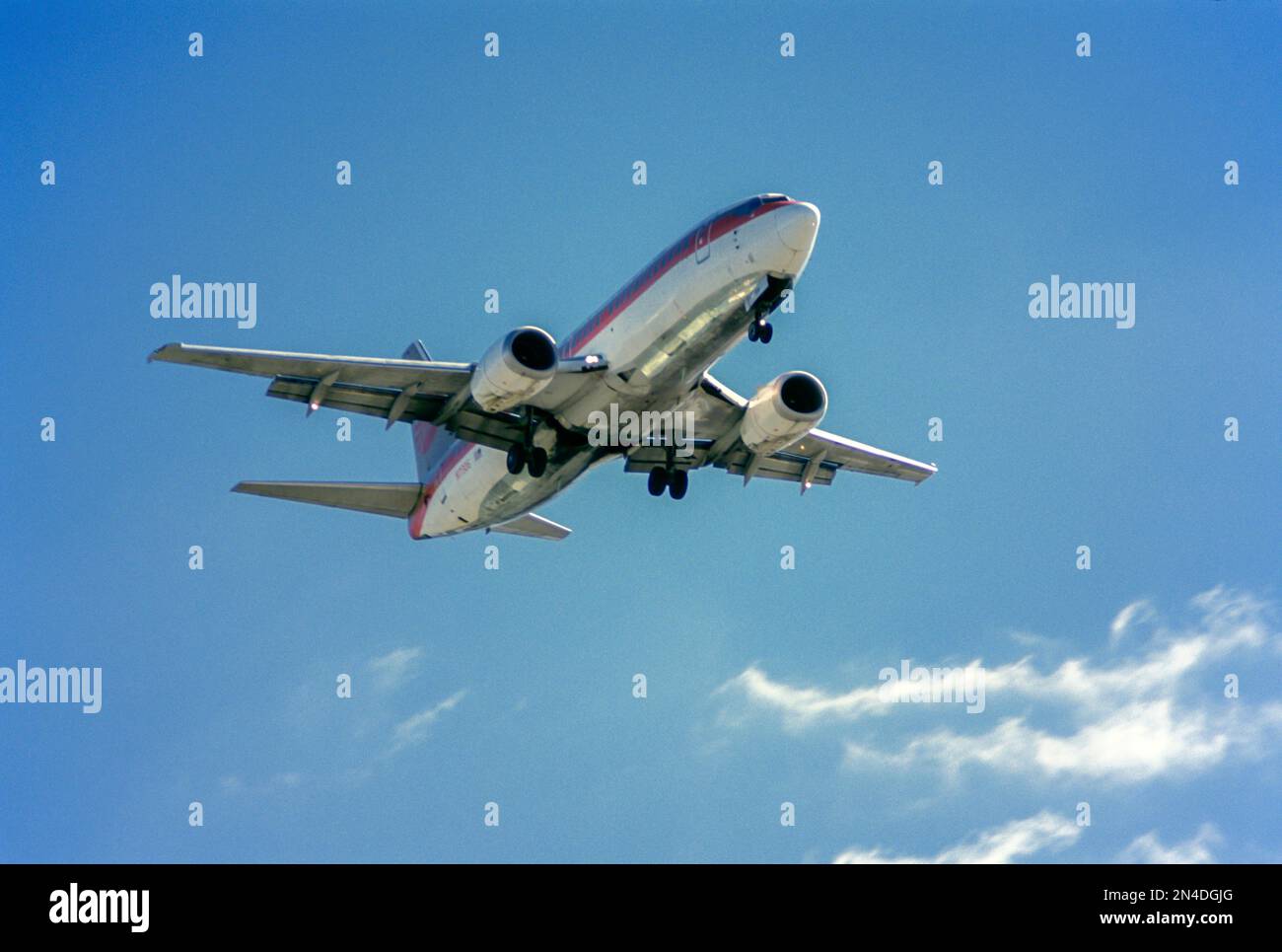 1989 HISTORICAL AIRBORNE CONTINENTAL AIRLINES  COMMERCIAL PASSENGER AIRCRAFT Stock Photo